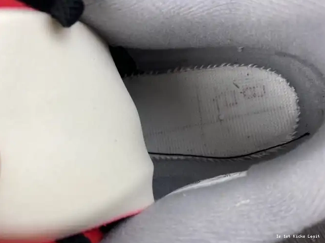 Air Reimagined 4 FV5029-006 Bred Jordan 0524